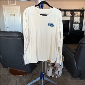 Life is Good Women’s get outta town Cream Long Sleeve Shirt. Size XL
